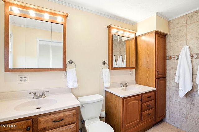 5420 Whitehouse Road, Greeneville, TN 37745