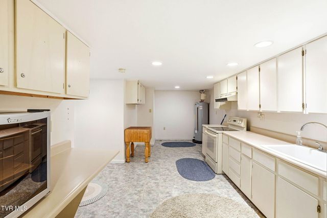 5420 Whitehouse Road, Greeneville, TN 37745