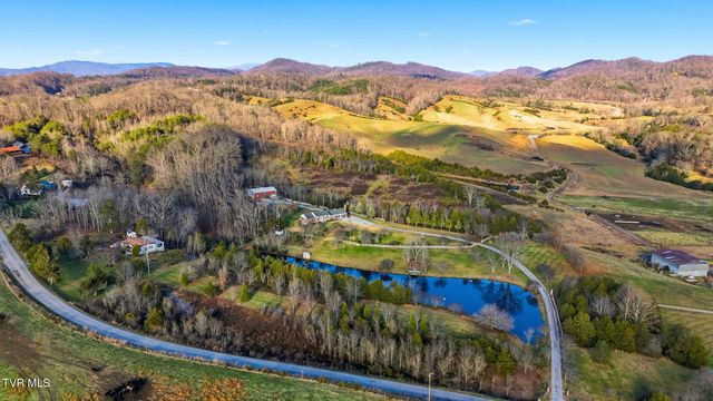 5420 Whitehouse Road, Greeneville, TN 37745