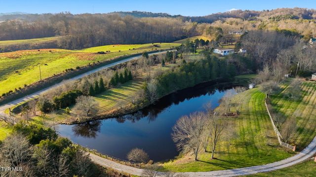 5420 Whitehouse Road, Greeneville, TN 37745