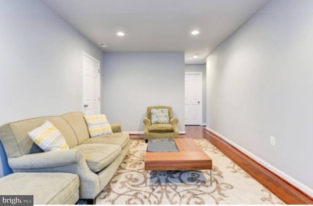 2700 ARLINGTON BLVD, Arlington, VA 22204