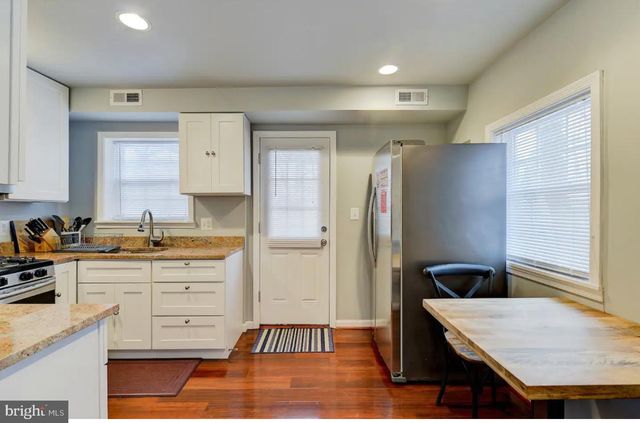 2700 ARLINGTON BLVD, Arlington, VA 22204