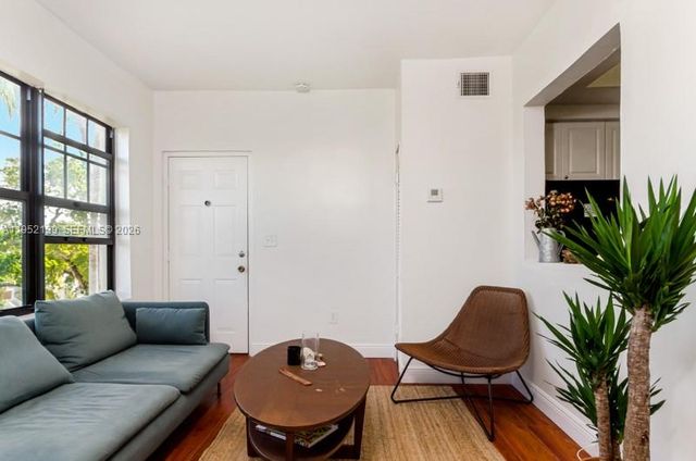 934 Michigan Ave 301, Miami Beach, FL 33139