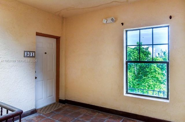 934 Michigan Ave 301, Miami Beach, FL 33139