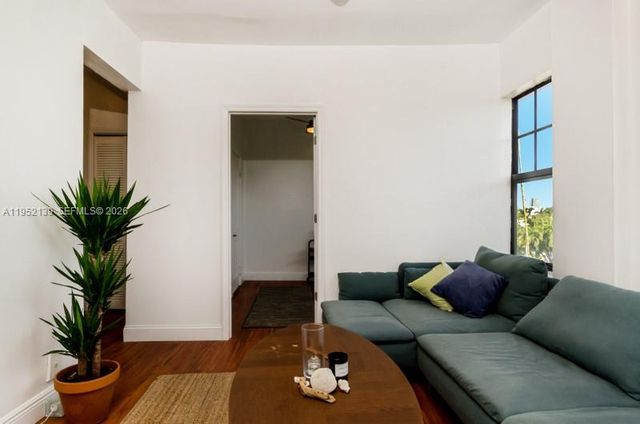 934 Michigan Ave 301, Miami Beach, FL 33139