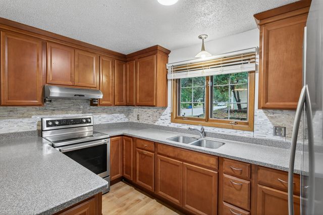 2023 Parkside Drive, Saint Paul, MN 55119