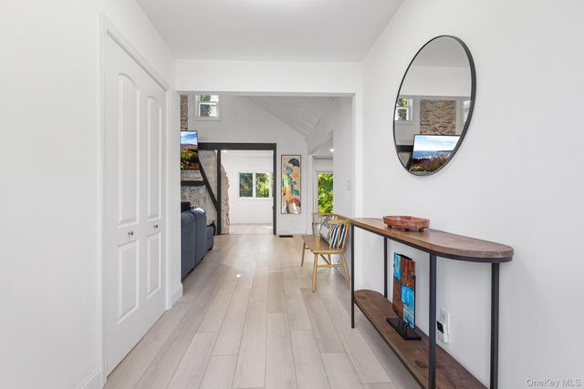 35 Lake Trail, Carmel, NY 10512