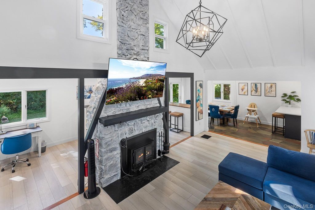 35 Lake Trail, Carmel, NY 10512