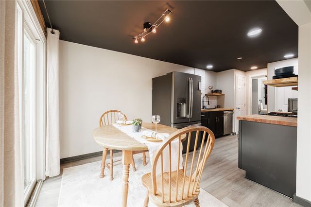 4 Clearfield Drive, Webster, NY 14580