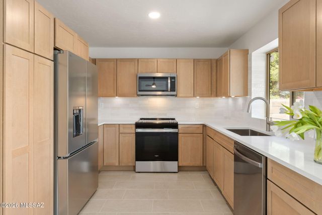 5360 W Grouse Way, Tucson, AZ 85742