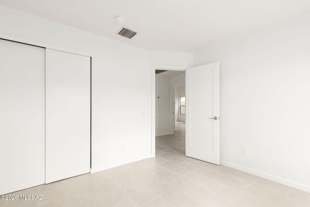 5360 W Grouse Way, Tucson, AZ 85742