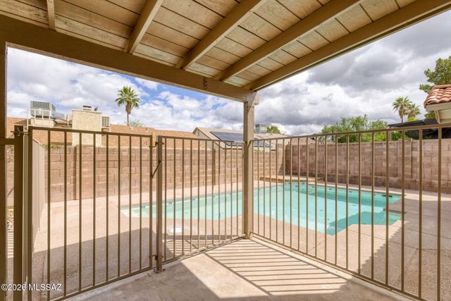 5360 W Grouse Way, Tucson, AZ 85742