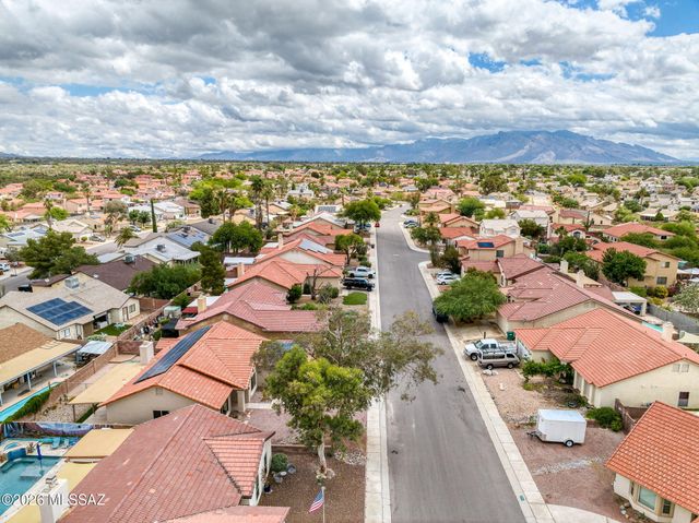 5360 W Grouse Way, Tucson, AZ 85742