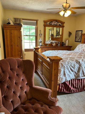 112 Arnold Road, Pelzer, SC 29669
