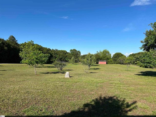 112 Arnold Road, Pelzer, SC 29669