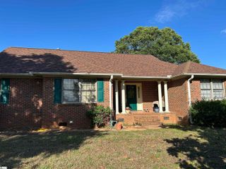 112 Arnold Road, Pelzer, SC 29669