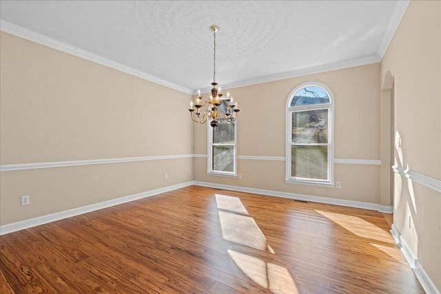 681 Stayman RD, Roanoke, VA 24019