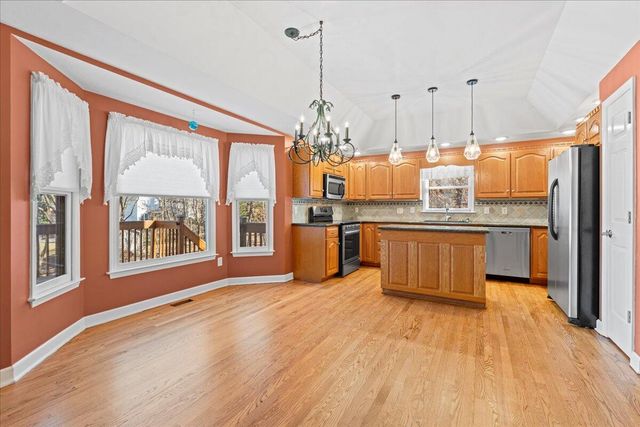 681 Stayman RD, Roanoke, VA 24019