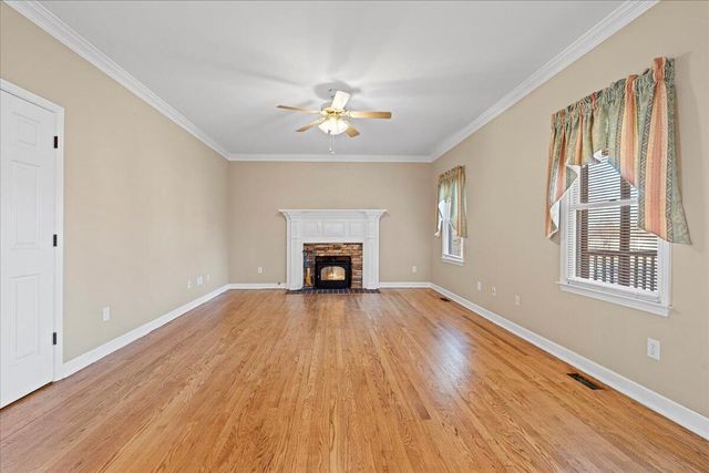 681 Stayman RD, Roanoke, VA 24019