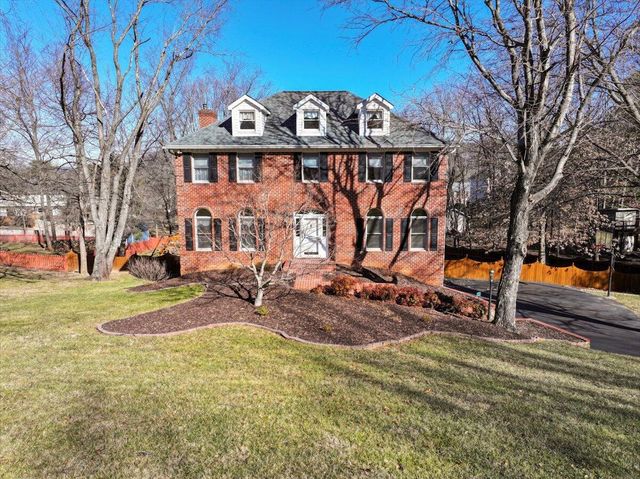 681 Stayman RD, Roanoke, VA 24019