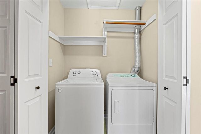 681 Stayman RD, Roanoke, VA 24019