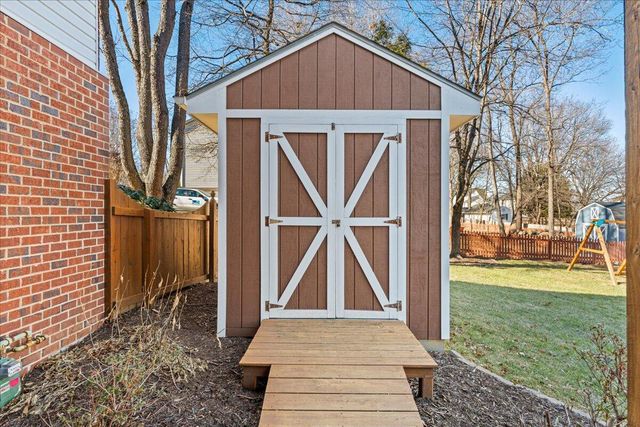 681 Stayman RD, Roanoke, VA 24019