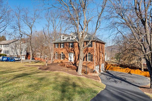 681 Stayman RD, Roanoke, VA 24019