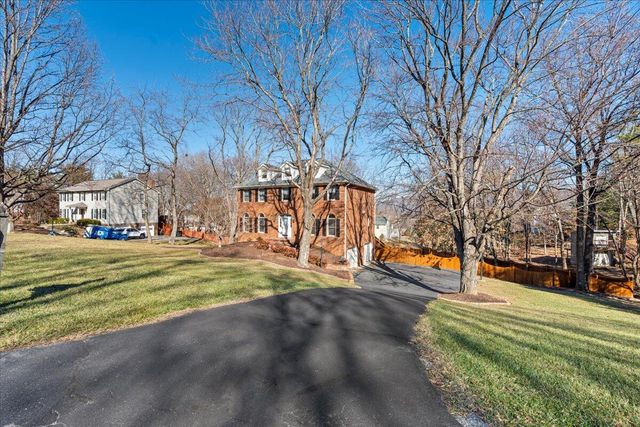 681 Stayman RD, Roanoke, VA 24019