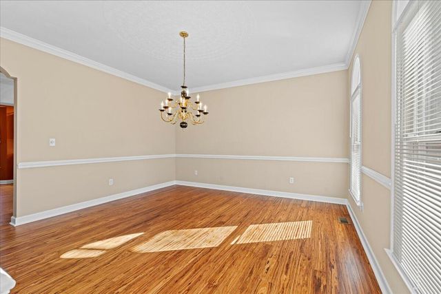 681 Stayman RD, Roanoke, VA 24019