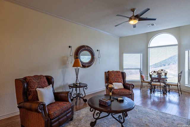 20 Tapatio Dr E Unit 305, Boerne, TX 78006