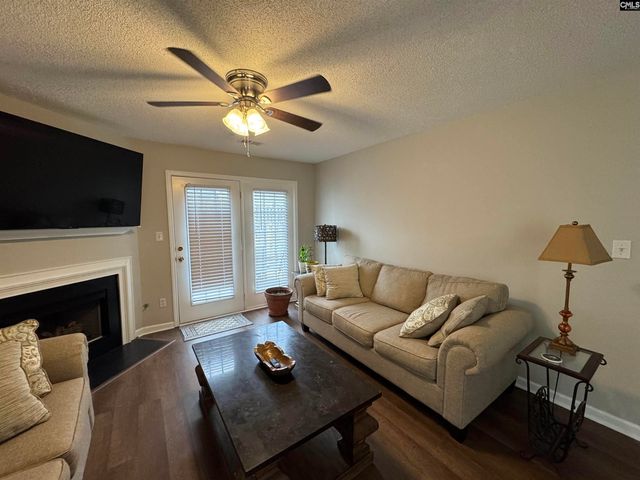 8 Hampton Oaks Place, Columbia, SC 29212