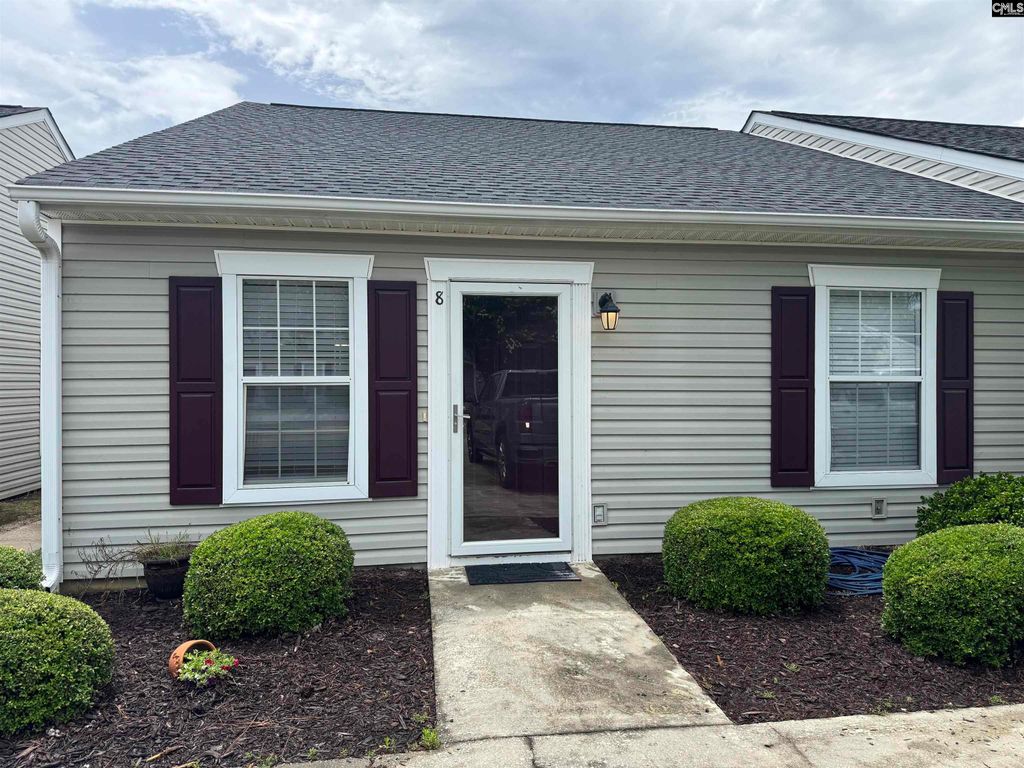 8 Hampton Oaks Place, Columbia, SC 29212