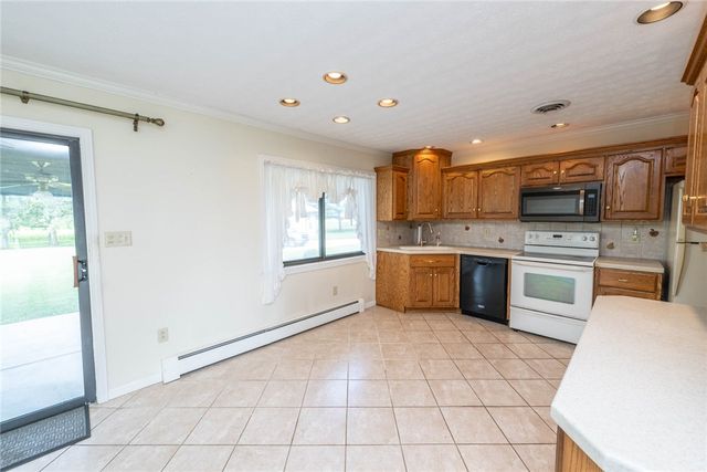 8663 Crestway Road, Clayton, OH 45315