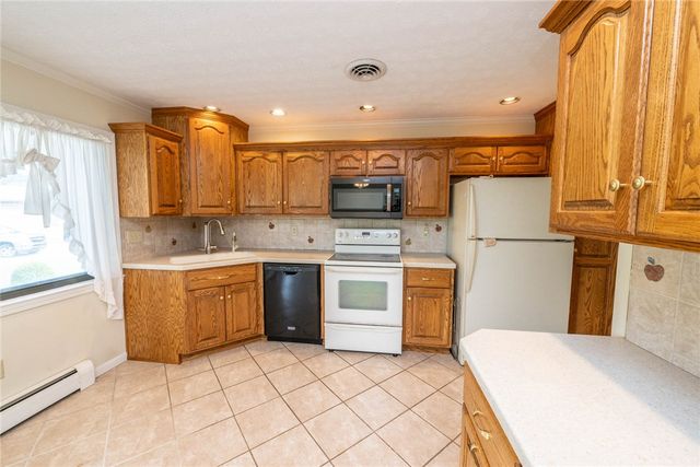 8663 Crestway Road, Clayton, OH 45315