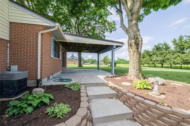 8663 Crestway Road, Clayton, OH 45315
