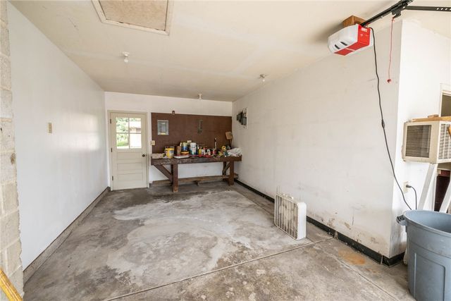 8663 Crestway Road, Clayton, OH 45315