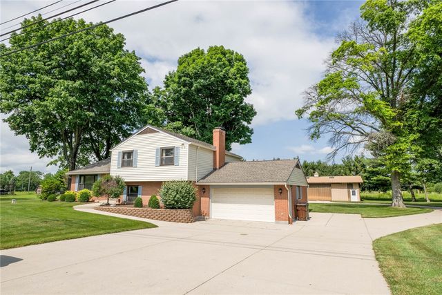 8663 Crestway Road, Clayton, OH 45315