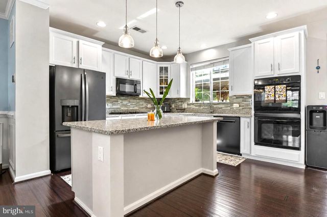 10254 WHITWORTH LN, Manassas, VA 20110