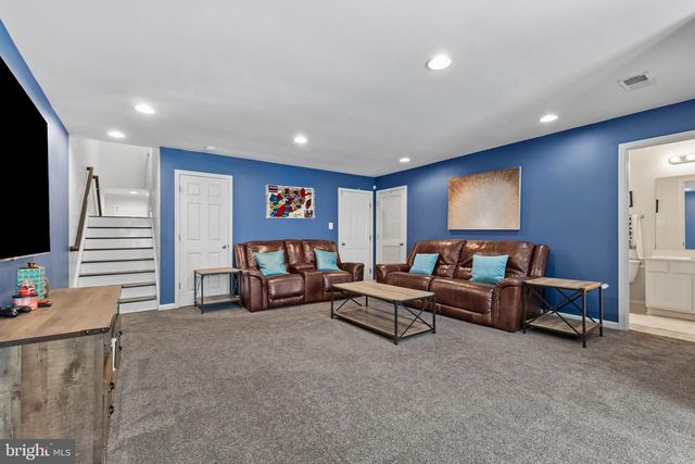 10254 WHITWORTH LN, Manassas, VA 20110