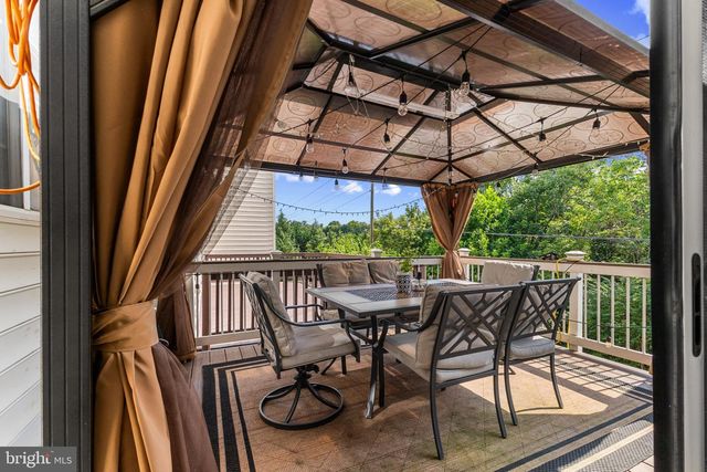10254 WHITWORTH LN, Manassas, VA 20110