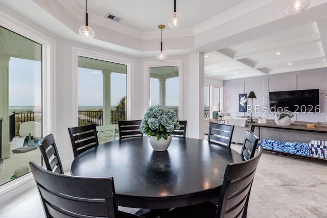 10 Collier Beach Rd, Hilton Head Island, SC 29928