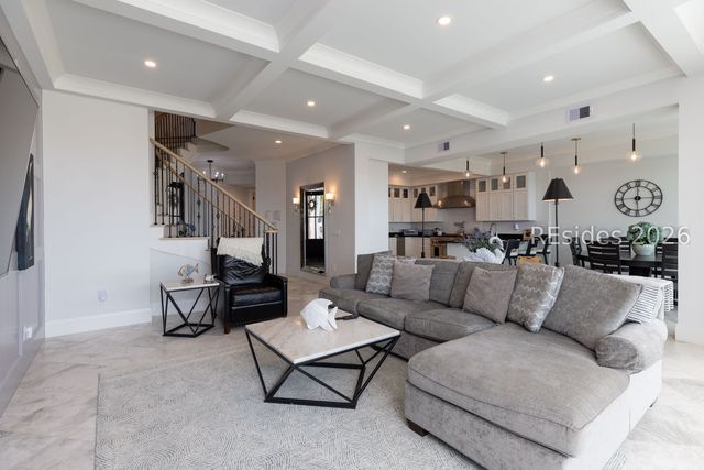 10 Collier Beach Rd, Hilton Head Island, SC 29928