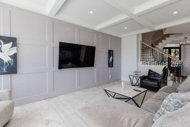 10 Collier Beach Rd, Hilton Head Island, SC 29928