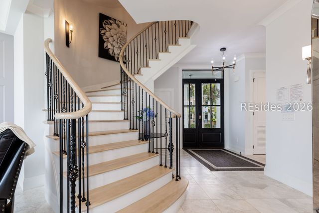 10 Collier Beach Rd, Hilton Head Island, SC 29928
