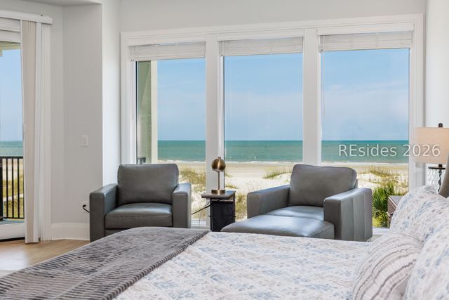 10 Collier Beach Rd, Hilton Head Island, SC 29928