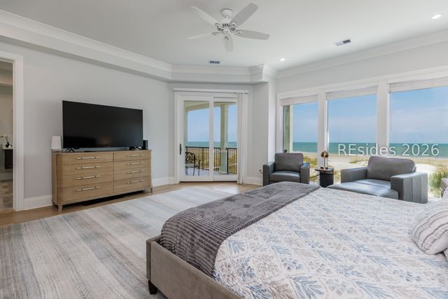 10 Collier Beach Rd, Hilton Head Island, SC 29928
