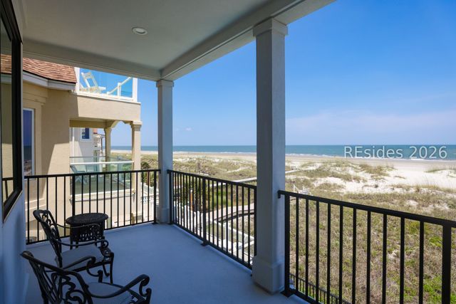 10 Collier Beach Rd, Hilton Head Island, SC 29928