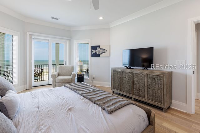 10 Collier Beach Rd, Hilton Head Island, SC 29928