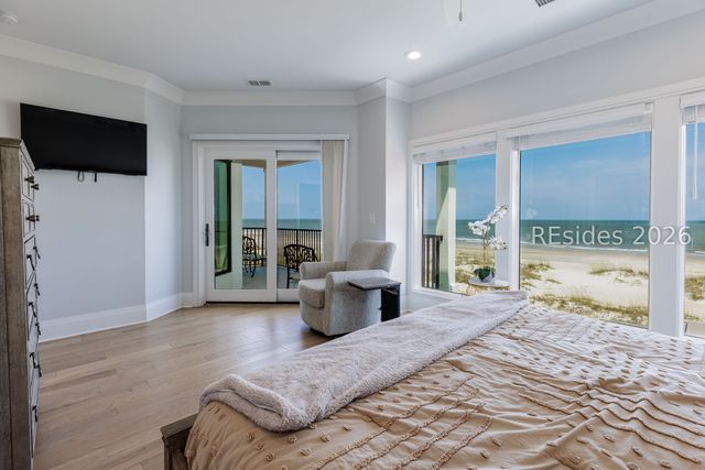 10 Collier Beach Rd, Hilton Head Island, SC 29928