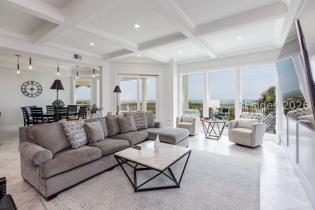 10 Collier Beach Rd, Hilton Head Island, SC 29928